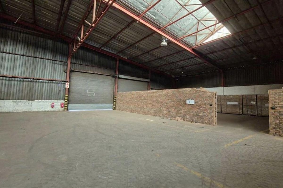 Industrial Property For Sale in Cleveland, Johannesburg - Photo 3