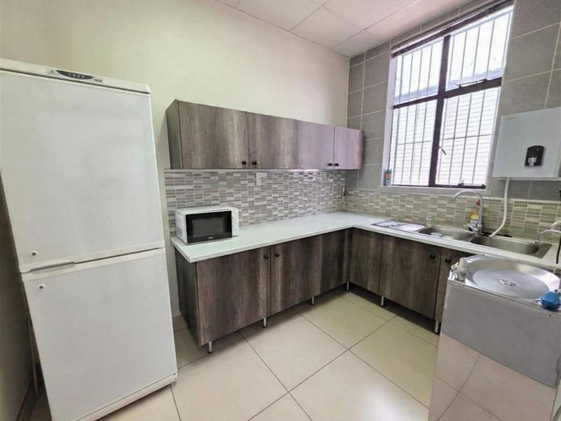 Industrial Property Warehouse For Sale in City Deep, Johannesburg - Photo 8