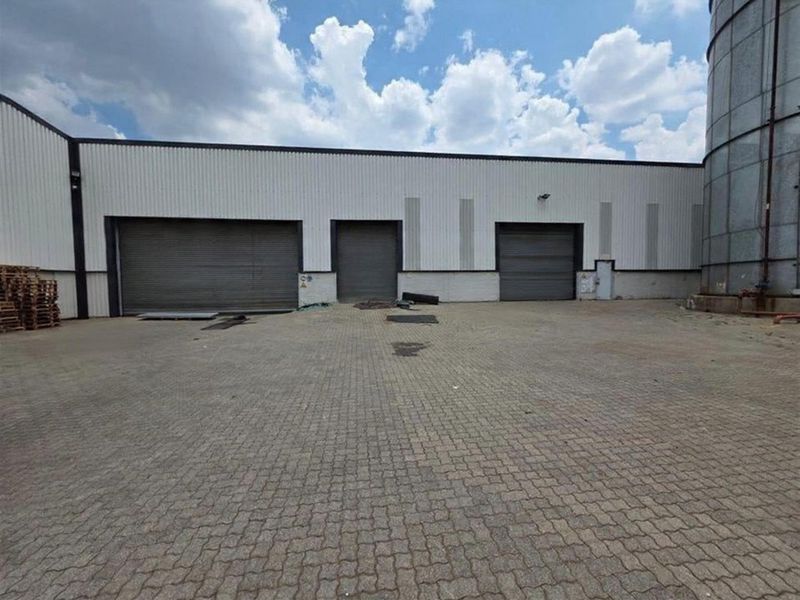 Industrial Property Warehouse For Sale in City Deep, Johannesburg - Photo 7