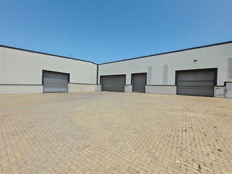 Industrial Property Warehouse For Sale in City Deep, Johannesburg - Photo 2