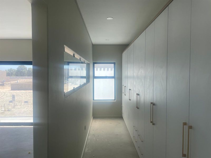 Luxury Home For Sale in Sandown, Blouberg - Photo 10