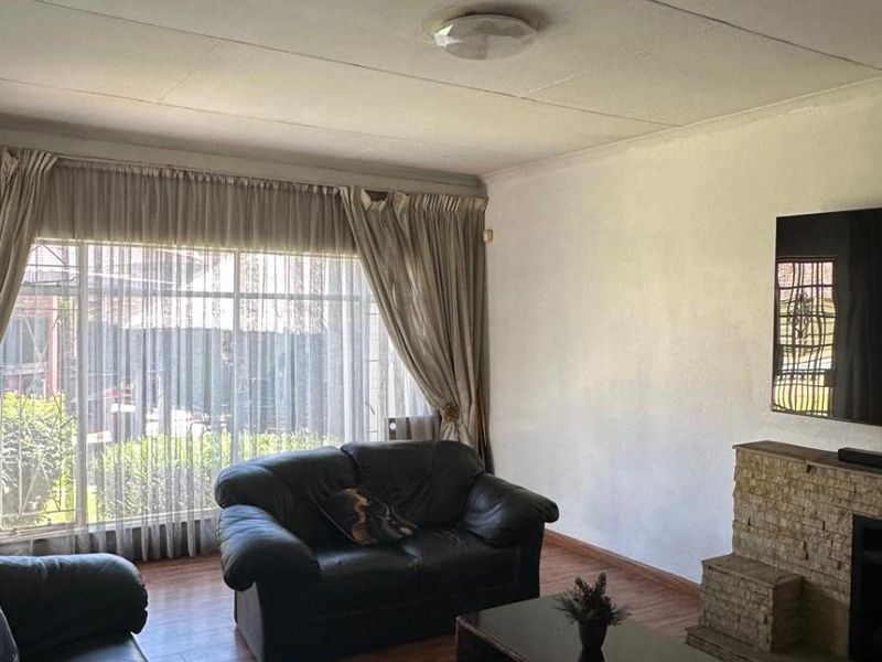 Beautiful Home For Sale in Witfield - Photo 9