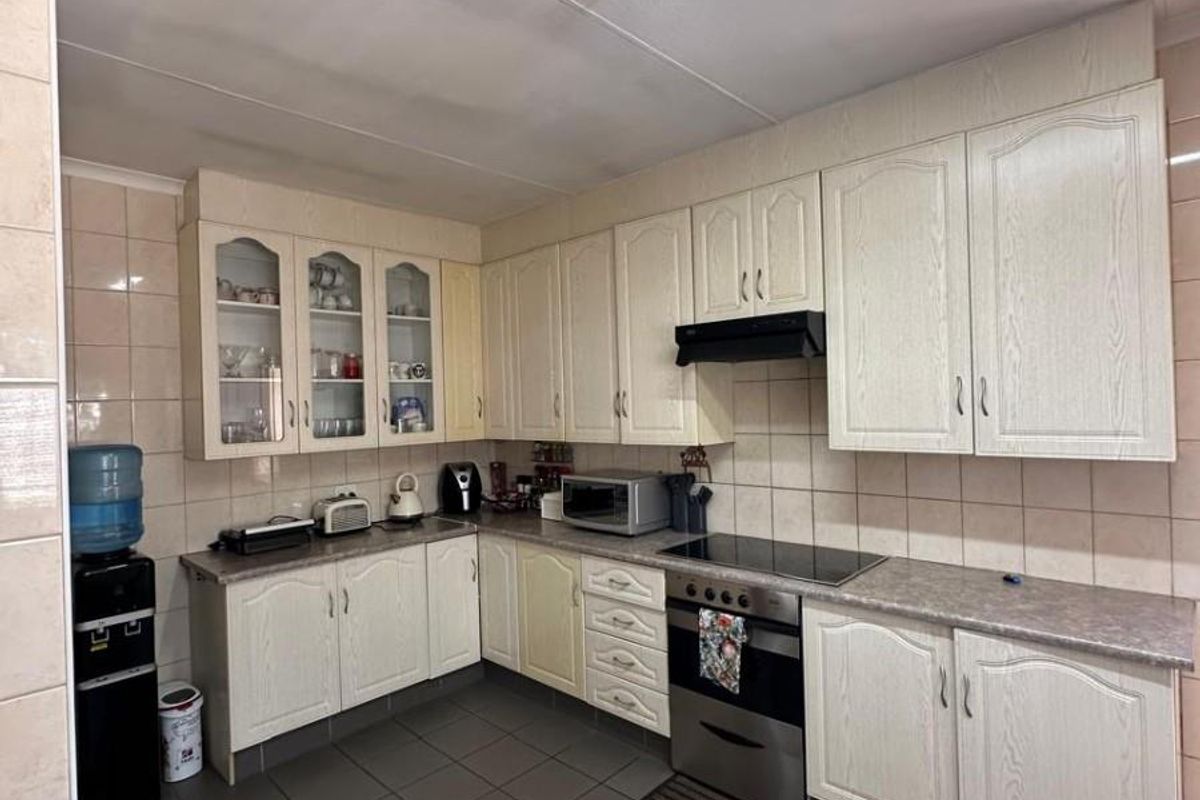 Beautiful Home For Sale in Witfield - Photo 4