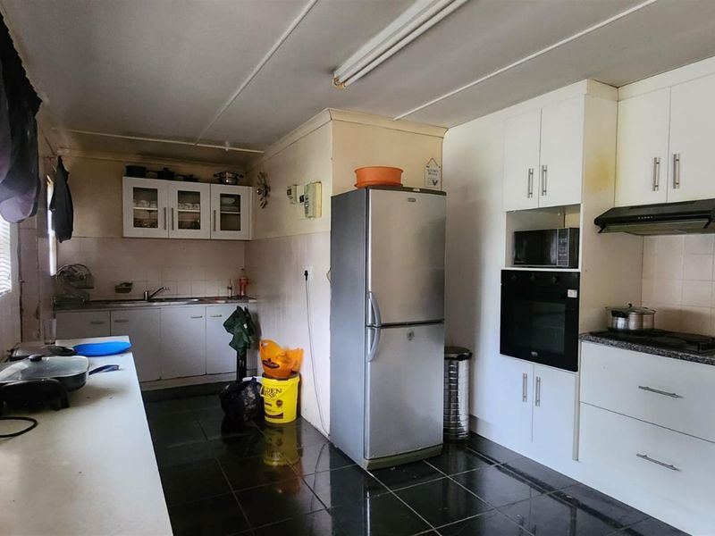 House For Sale in Fairbridge Heights, Uitenhage - Photo 4