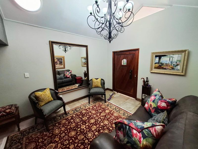 A Rare Gem on the Fairway - Exceptional Family Living with Direct Golf Course Access - Photo 8