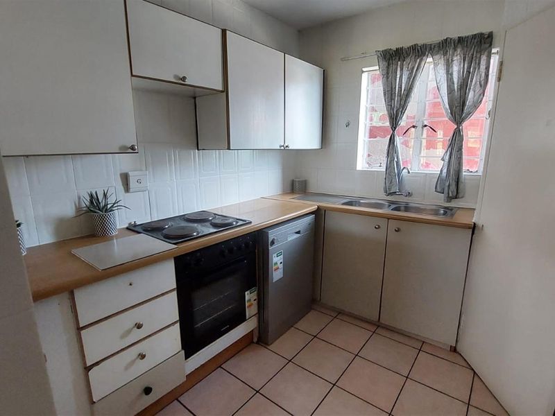 GREAT DEAL MR OR MRS RENTER! - Photo 2