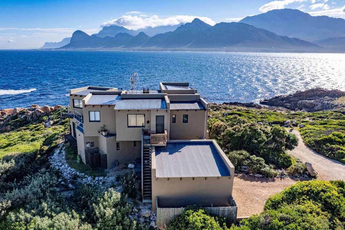 House For Sale in Pringle Bay - Photo 3