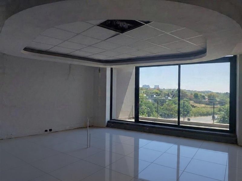 Commercial Property For Sale in Waverley, Johannesburg - Photo 4