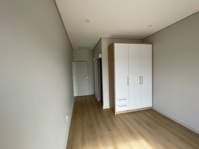 Luxury 4 En-Suite Home with Pyjama Lounge in Sandown,Blouberg - Photo 7