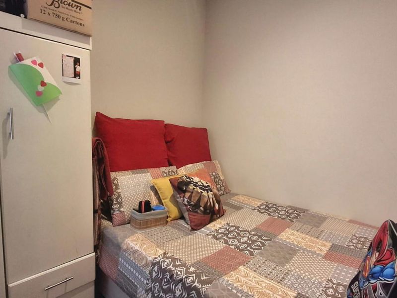 Secure 2-Bedroom Home in Olive Tree Estate, South Hills - Photo 10