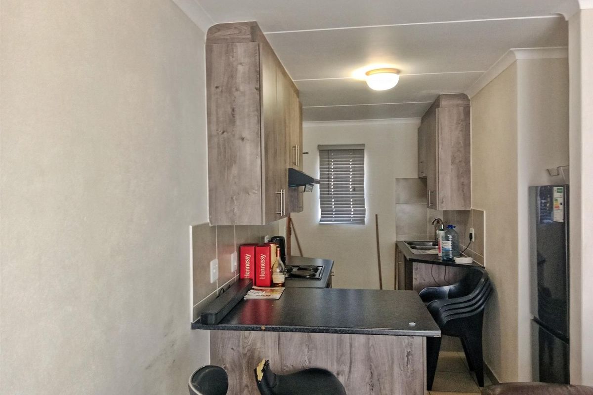 GROUND FLOOR APARTMENT TO RENT IN PRINCETON PARK PHASE 4, CHANTELLE - Photo 3