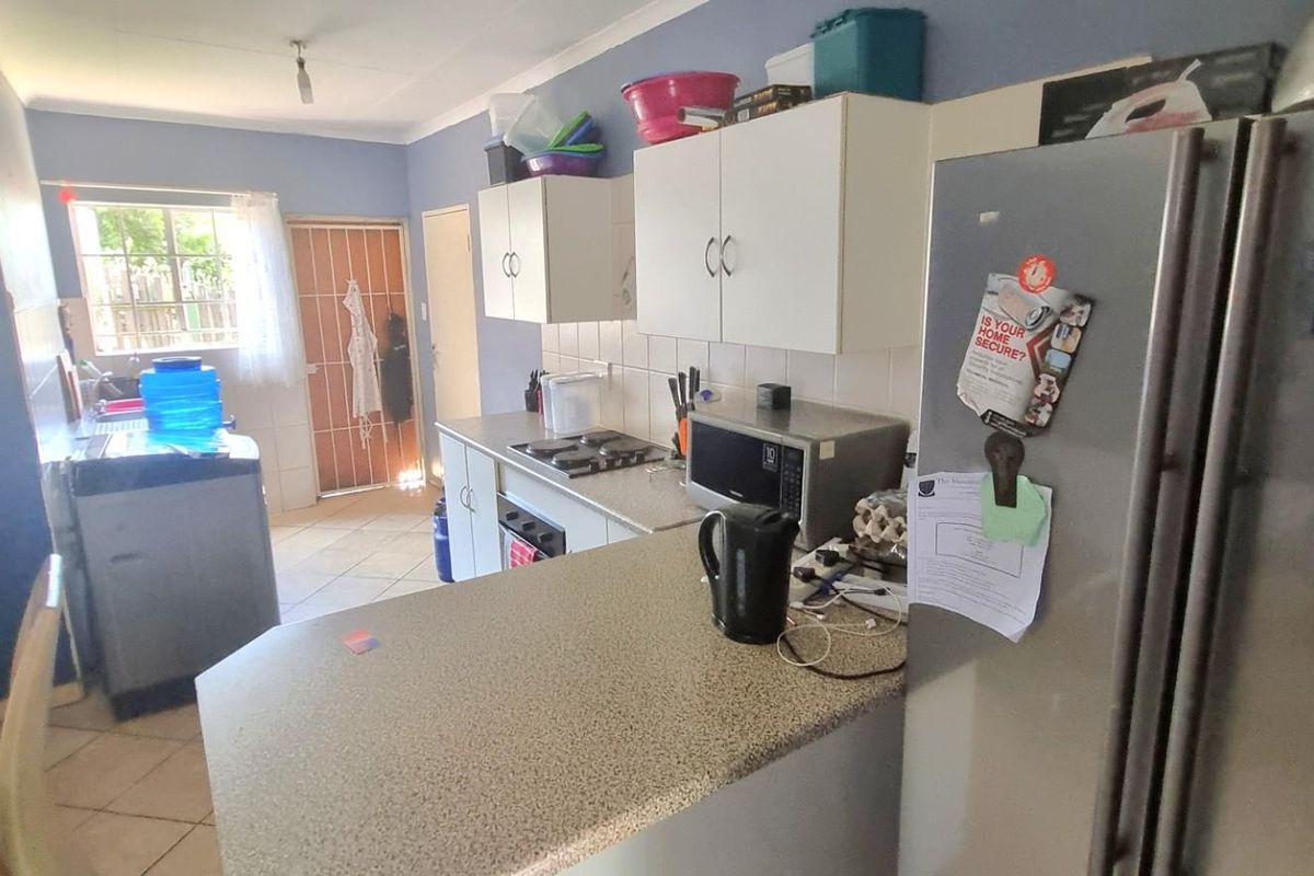 House To Rent in Elandsrand, Brits, North West - Photo 3