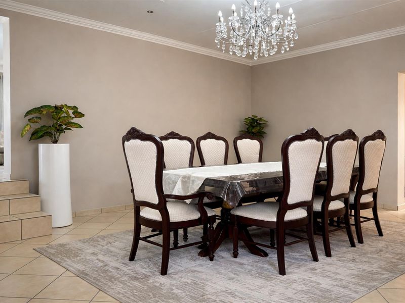 Elegant Family Home with Space, Style and Endless Potential in Meyersdal - Photo 9