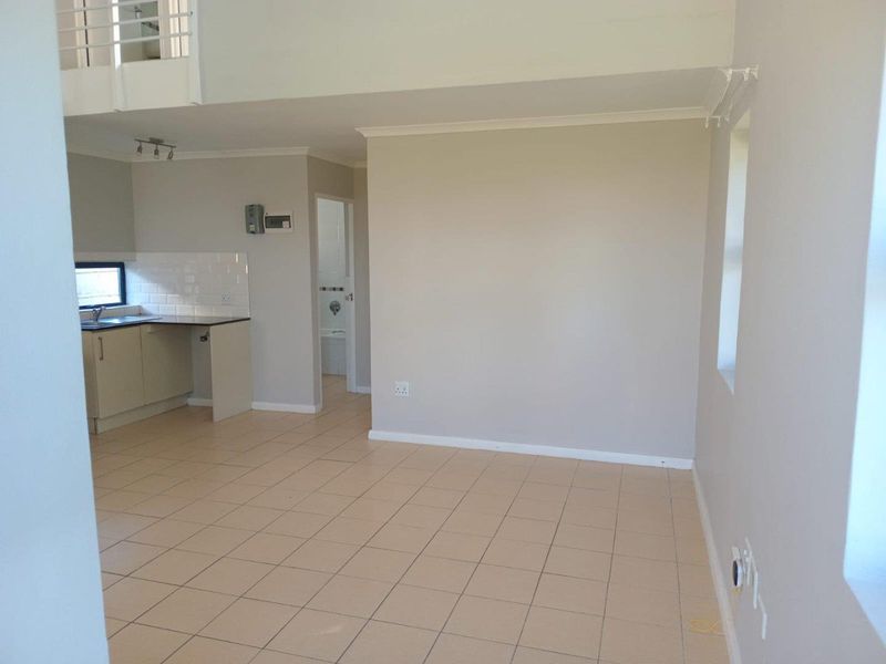 Double story Townhouse - Parsons Vlei - Photo 8