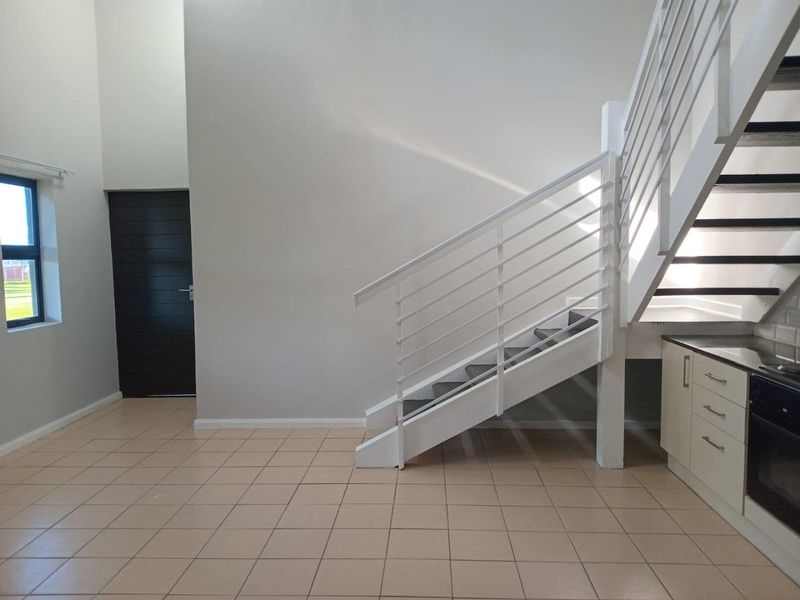 Double story Townhouse - Parsons Vlei - Photo 3