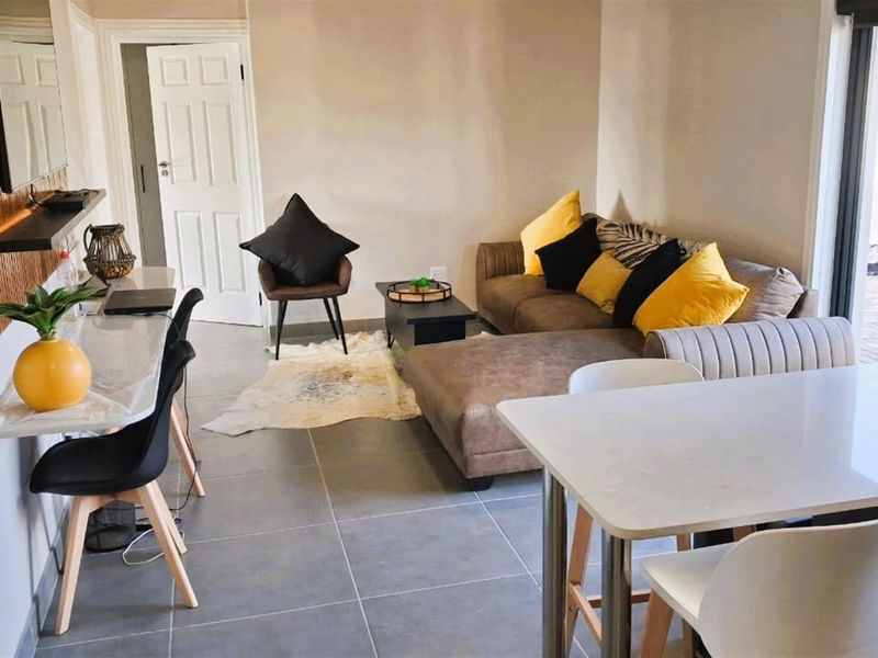 Luxury Coastal Living with Panoramic Ocean Views - Modern 3-En-Suite Home in Blue Waters Estate - Photo 7