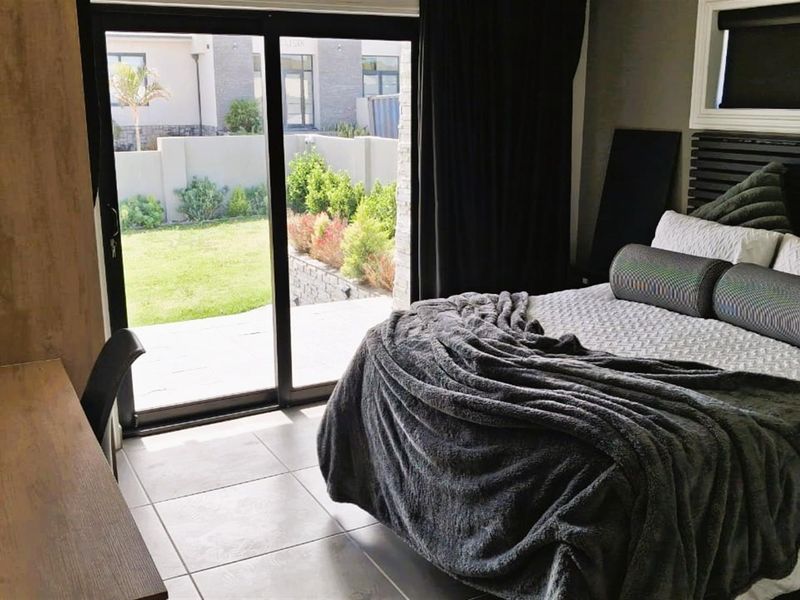 Luxury Coastal Living with Panoramic Ocean Views - Modern 3-En-Suite Home in Blue Waters Estate - Photo 9