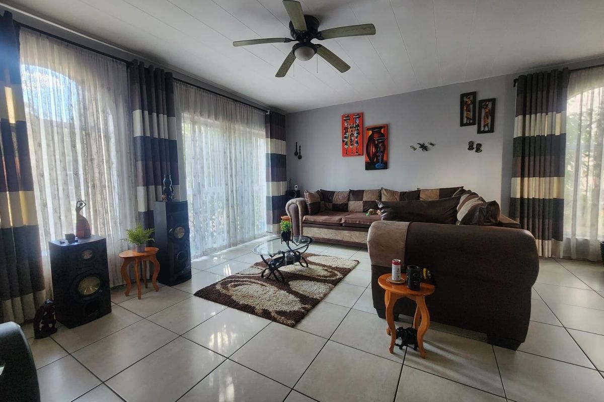 Apartment For Sale in South Crest, Alberton - Photo 2