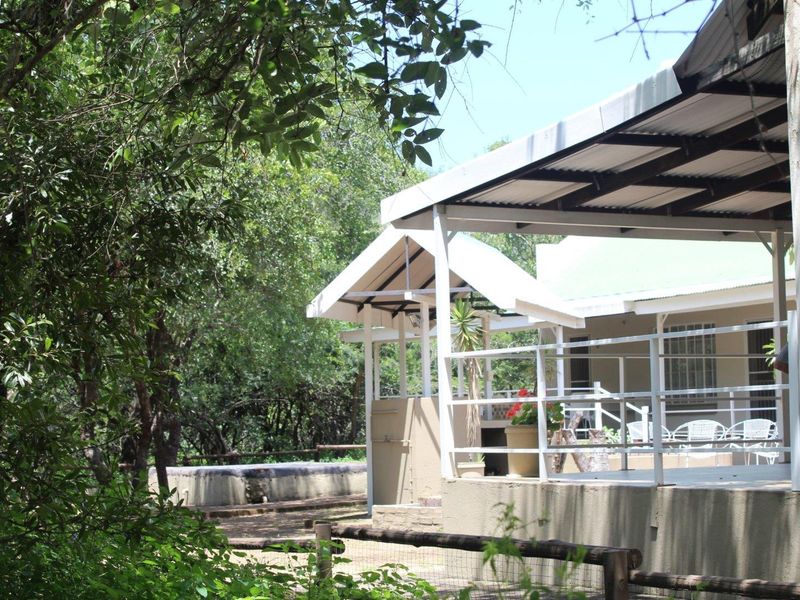 Bush Living, with Income Potential Near the Crocodile River! - Photo 3