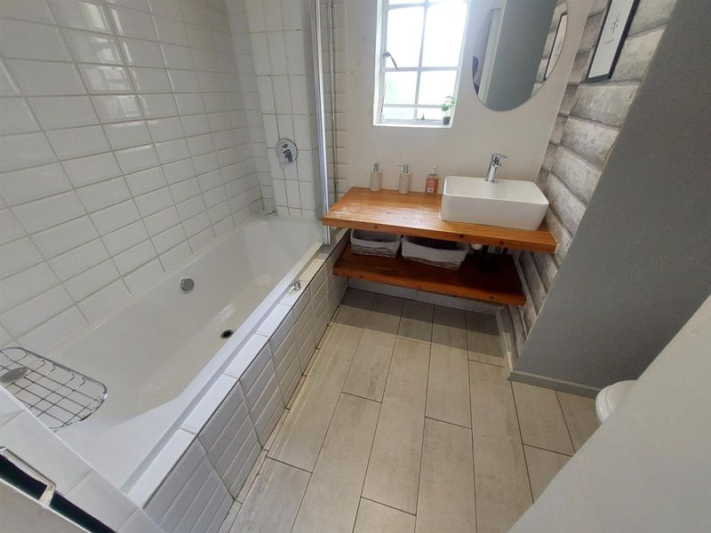 2 bed 1 bath fully furnished Apartment To Rent in Clarendon, Pietermaritzburg - Photo 10