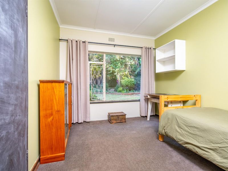 Exceptional 4-bedroom family home with dual income potential - Photo 9