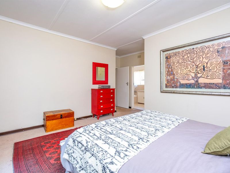 Exceptional 4-bedroom family home with dual income potential - Photo 5