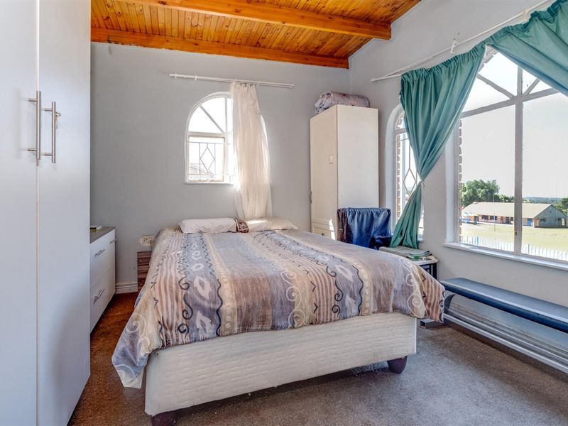 House For Sale in Newlands, Johannesburg - Photo 9