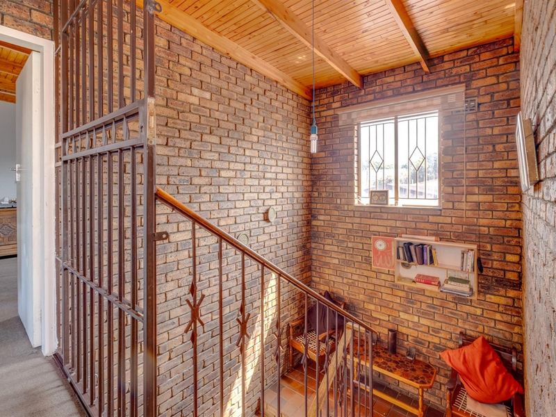 House For Sale in Newlands, Johannesburg - Photo 8