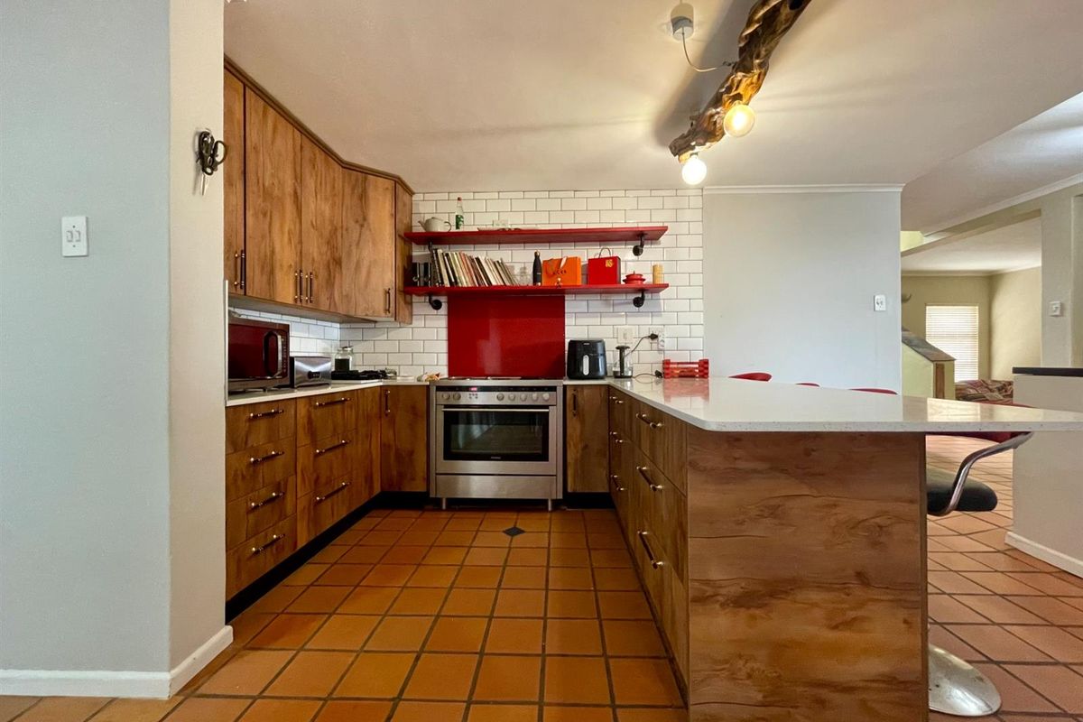 House For Sale in Saldanha Bay - Photo 2