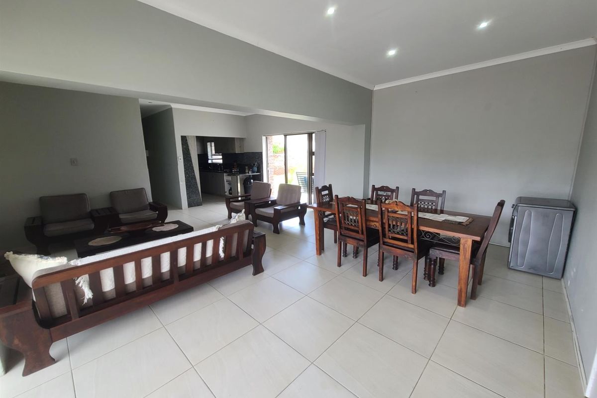 Perfect vacation home close to the beach - Photo 2