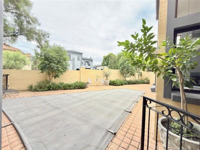 House For Sale in Blue Valley Golf Estate Centurion - Photo 9