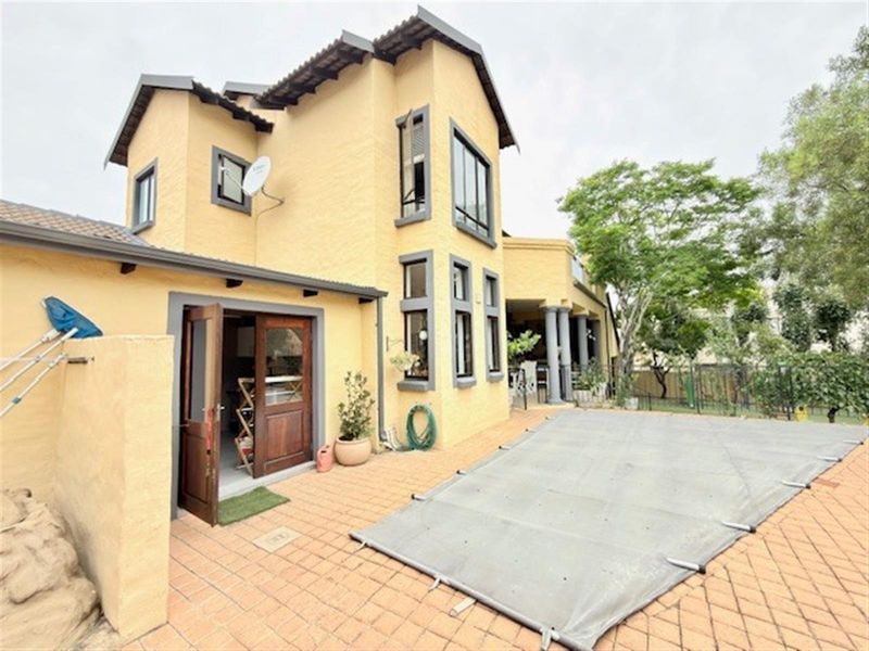 House For Sale in Blue Valley Golf Estate Centurion - Photo 6