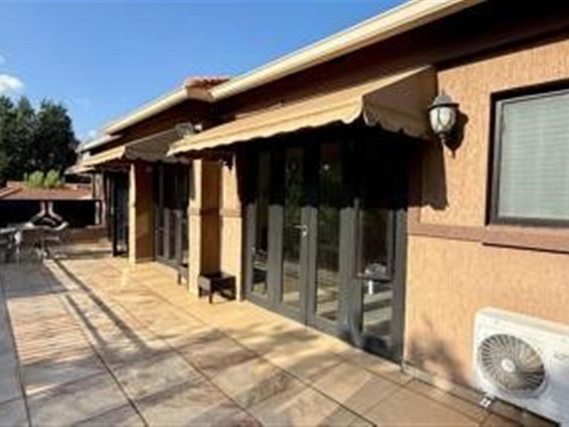 House For Sale in Emfuleni Golf Estate, Vanderbijlpark - Photo 3