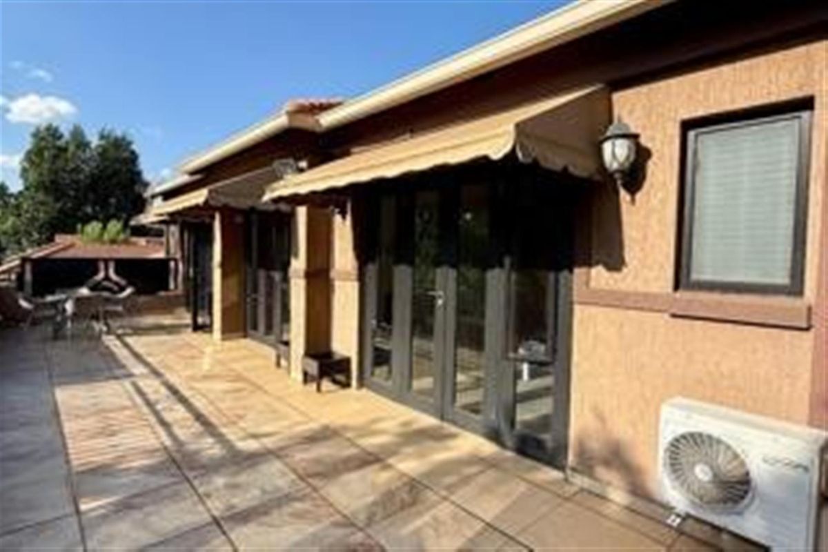 House For Sale in Emfuleni Golf Estate, Vanderbijlpark - Photo 3