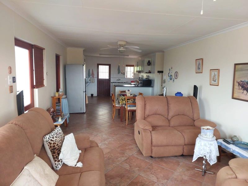 House For Sale in Umtentweni, Port Shepstone, KwaZulu Natal - Photo 7