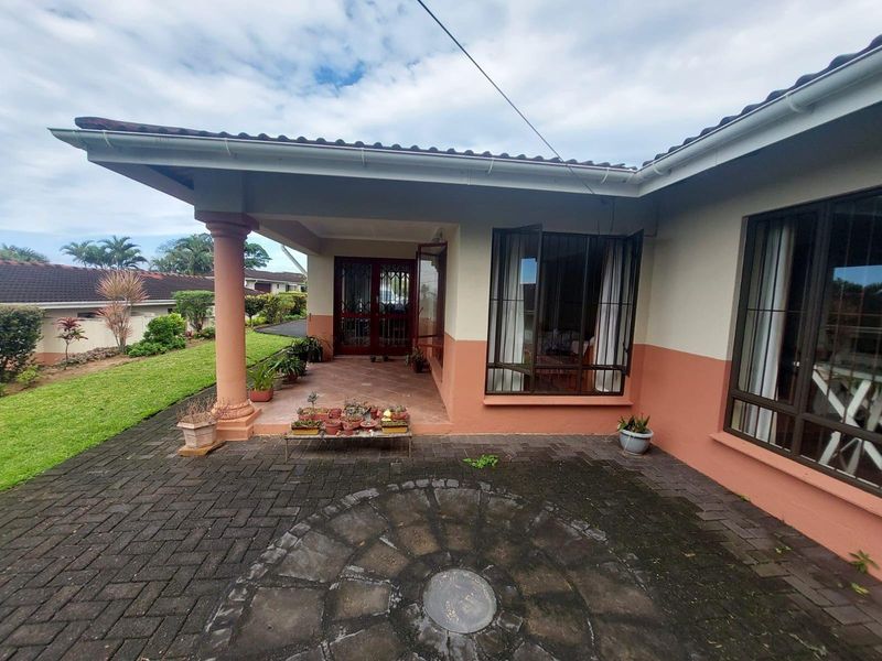 House For Sale in Umtentweni, Port Shepstone, KwaZulu Natal - Photo 4