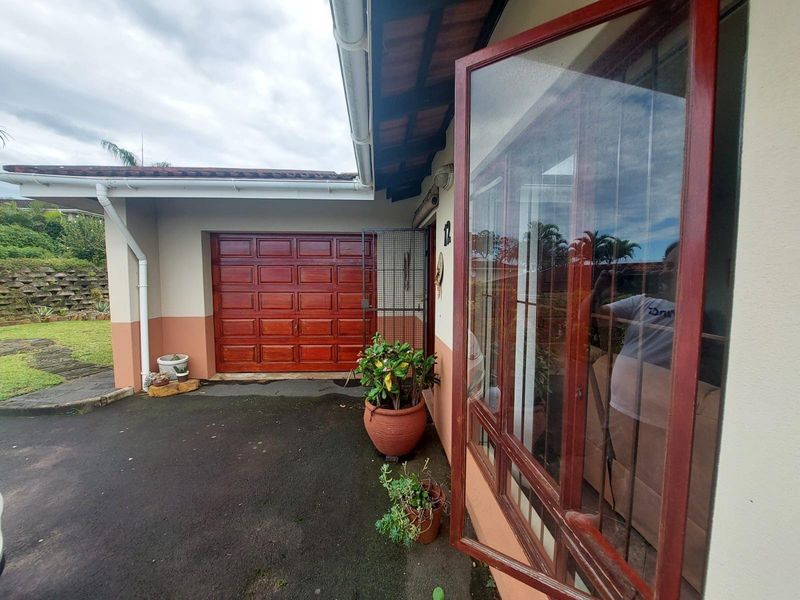 House For Sale in Umtentweni, Port Shepstone, KwaZulu Natal - Photo 3