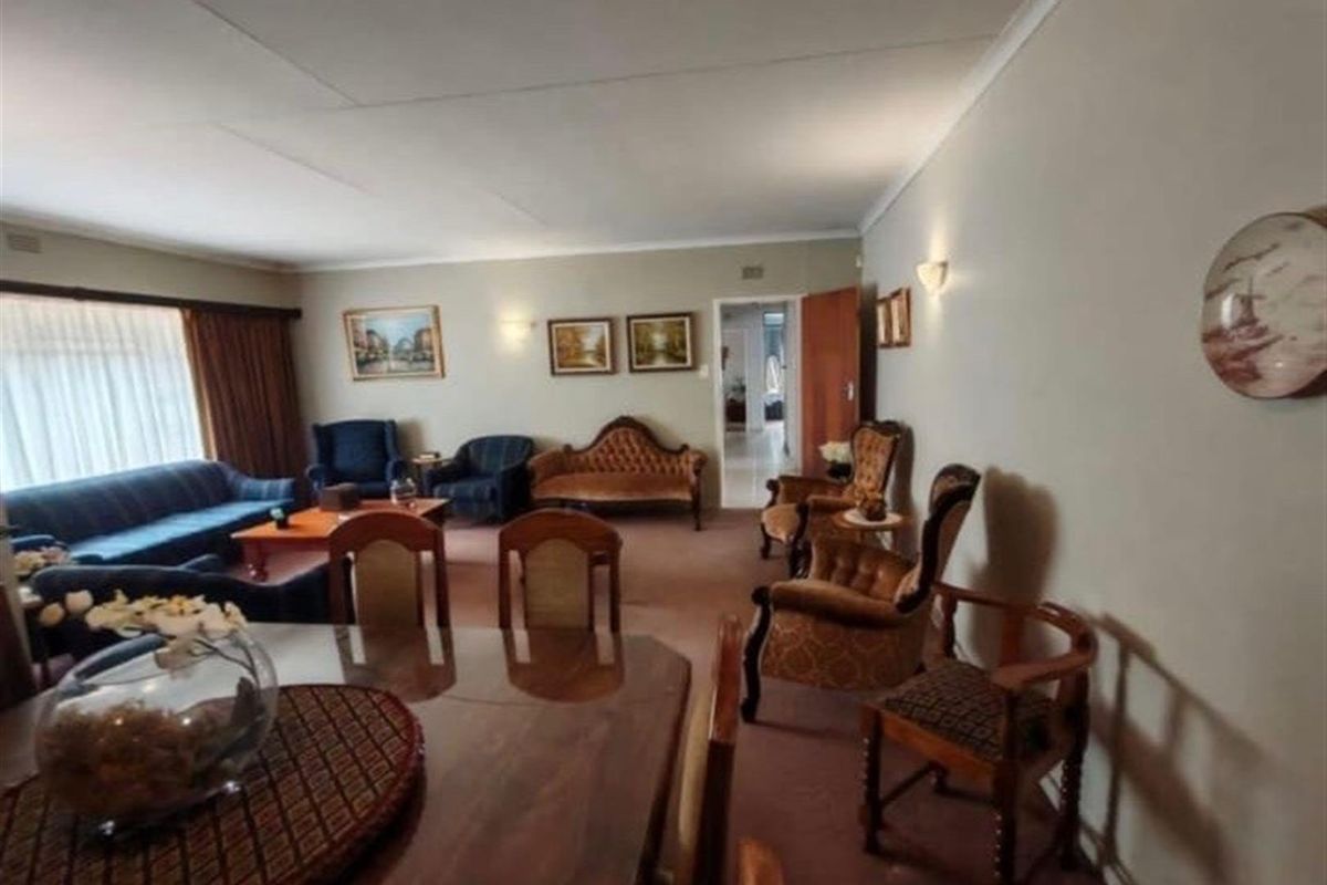 House For Sale in Vaalpark, Sasolburg - Photo 5