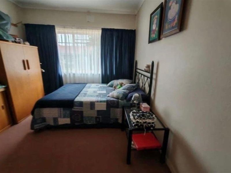House For Sale in Vaalpark, Sasolburg - Photo 2