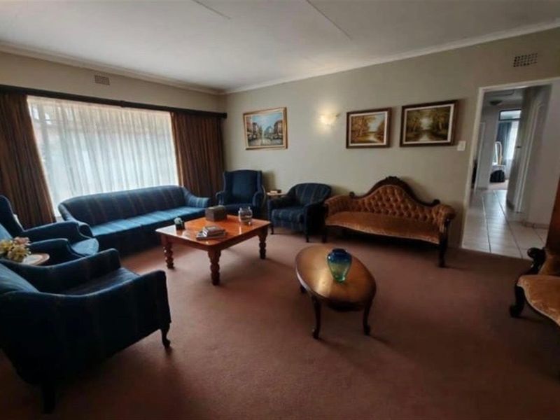 House For Sale in Vaalpark, Sasolburg - Photo 4