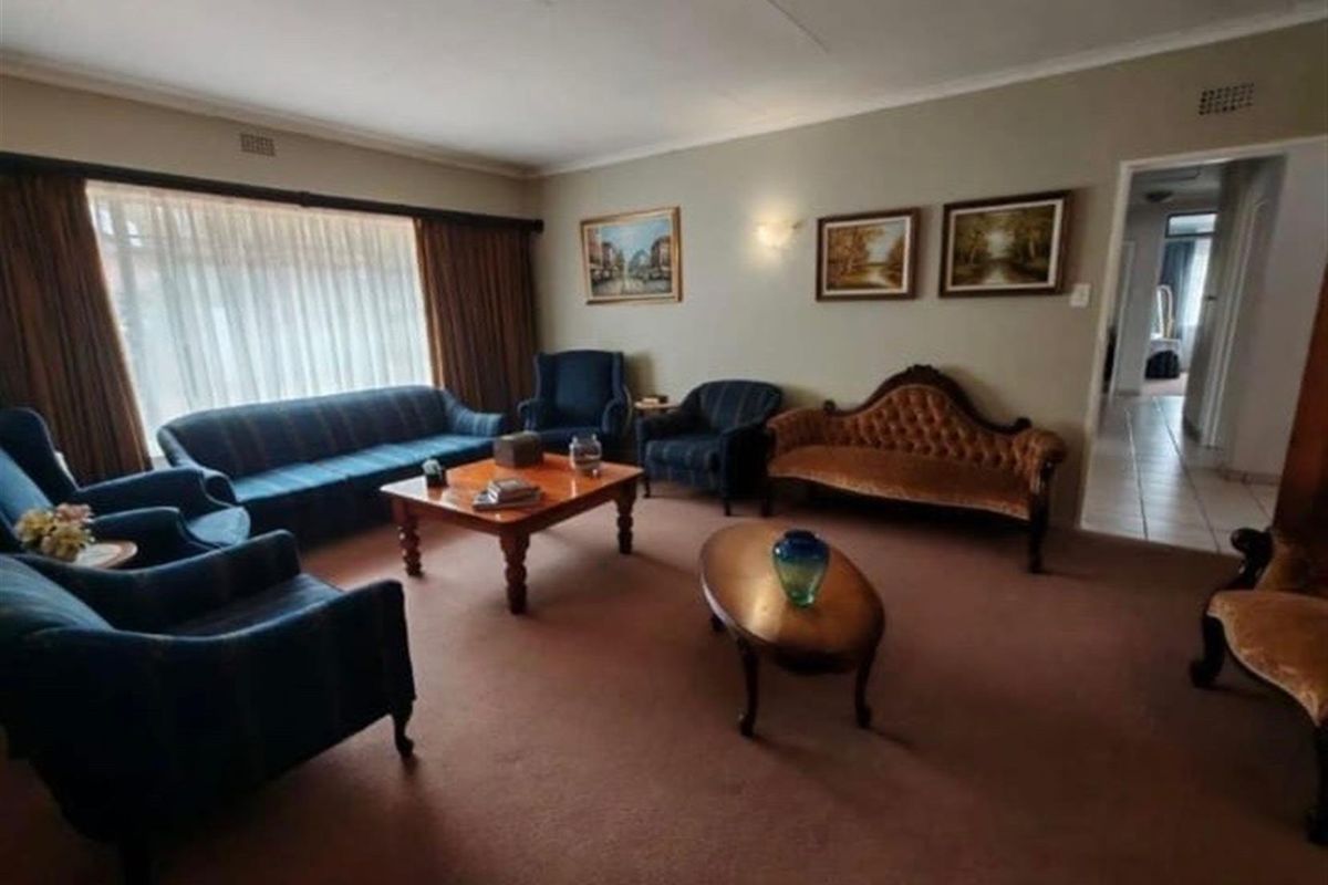 House For Sale in Vaalpark, Sasolburg - Photo 4