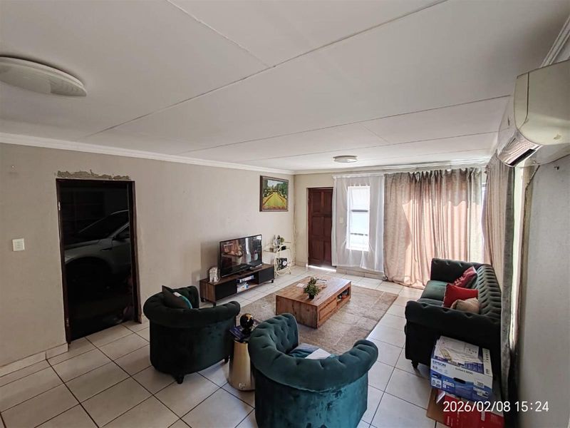 Stylish Double-Storey Home with Rooftop Entertainment - Photo 6