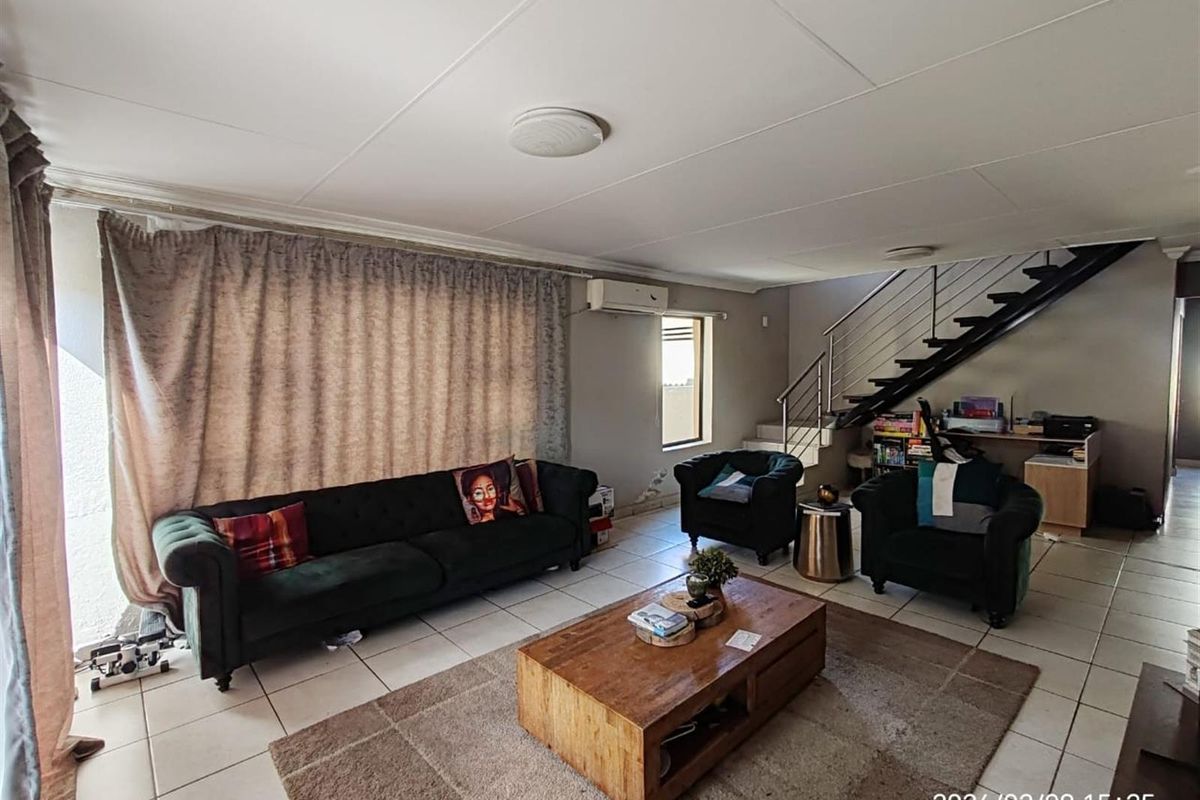 Stylish Double-Storey Home with Rooftop Entertainment - Photo 5