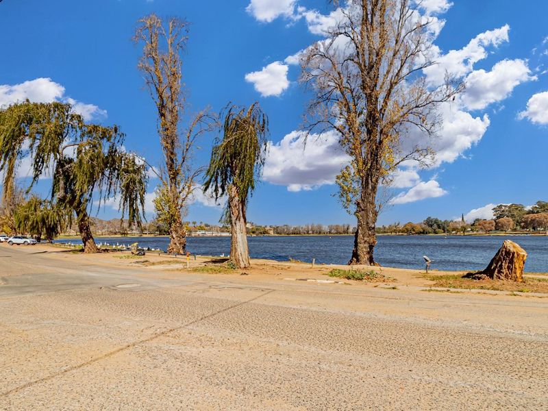 3 Beds 2.5 Baths Dbl Storey Patio Balcony on 147sqm Florida Lake View Direct EXCITING!! - Photo 7