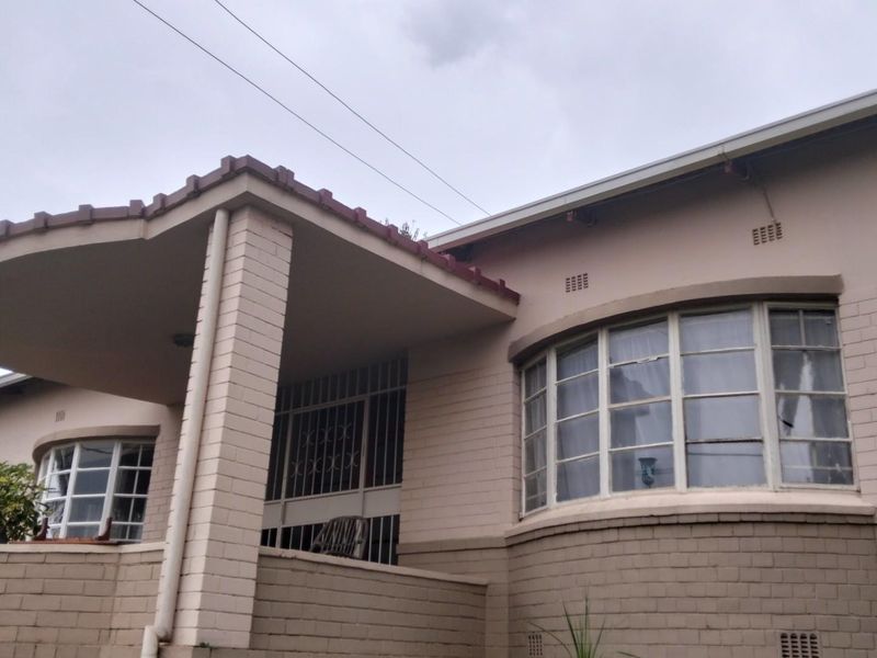 3 Beds 1 Bath on 1397sqm ideal Pet Friendly Home lots of trees plants nature is at your doorstep!! - Photo 8
