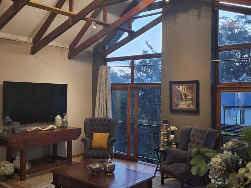 Light-Filled Modern Living in Golden Acres - Photo 3