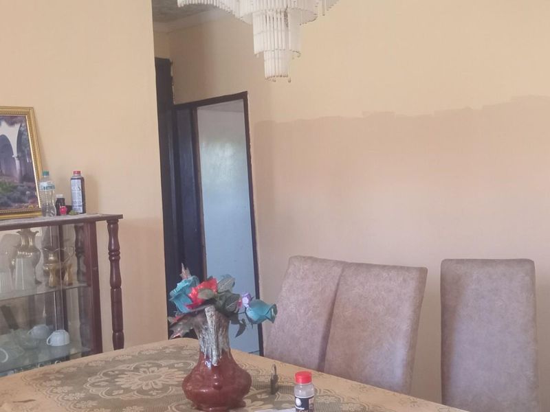 House For Sale in Ncandu Park Newcastle KwaZulu Natal - Photo 5