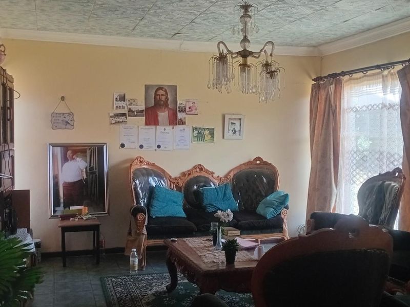 House For Sale in Ncandu Park Newcastle KwaZulu Natal - Photo 3