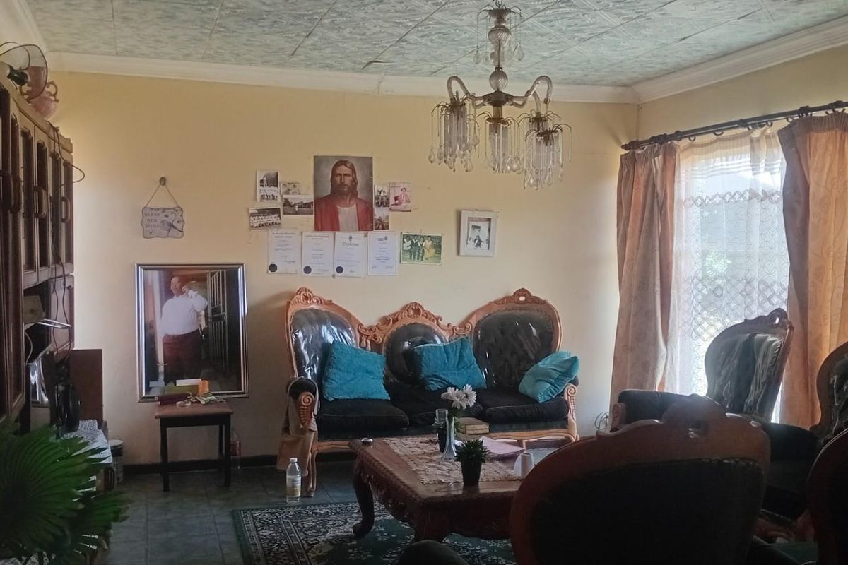 House For Sale in Ncandu Park Newcastle KwaZulu Natal - Photo 3