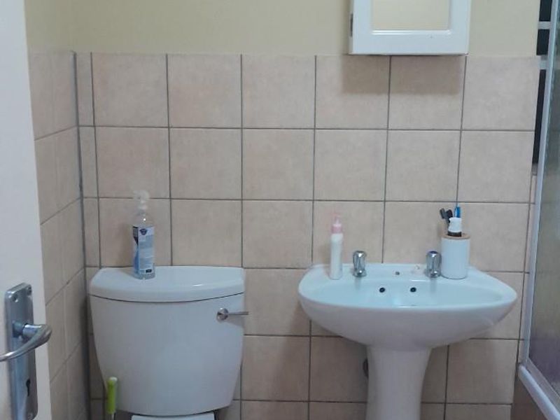 Apartment For Sale in Midrand Grand Central - Photo 8